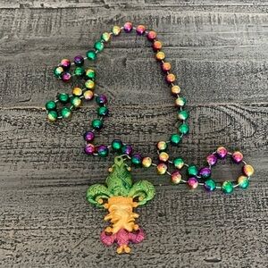 Mardi Gras Bead Necklace, 18” long, NWT colorful, perfect for next party!